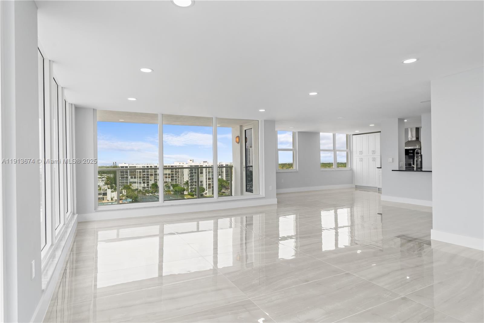 Photo of 2751 Ocean Dr  #1008N, Hollywood, Florida, 33019 - 