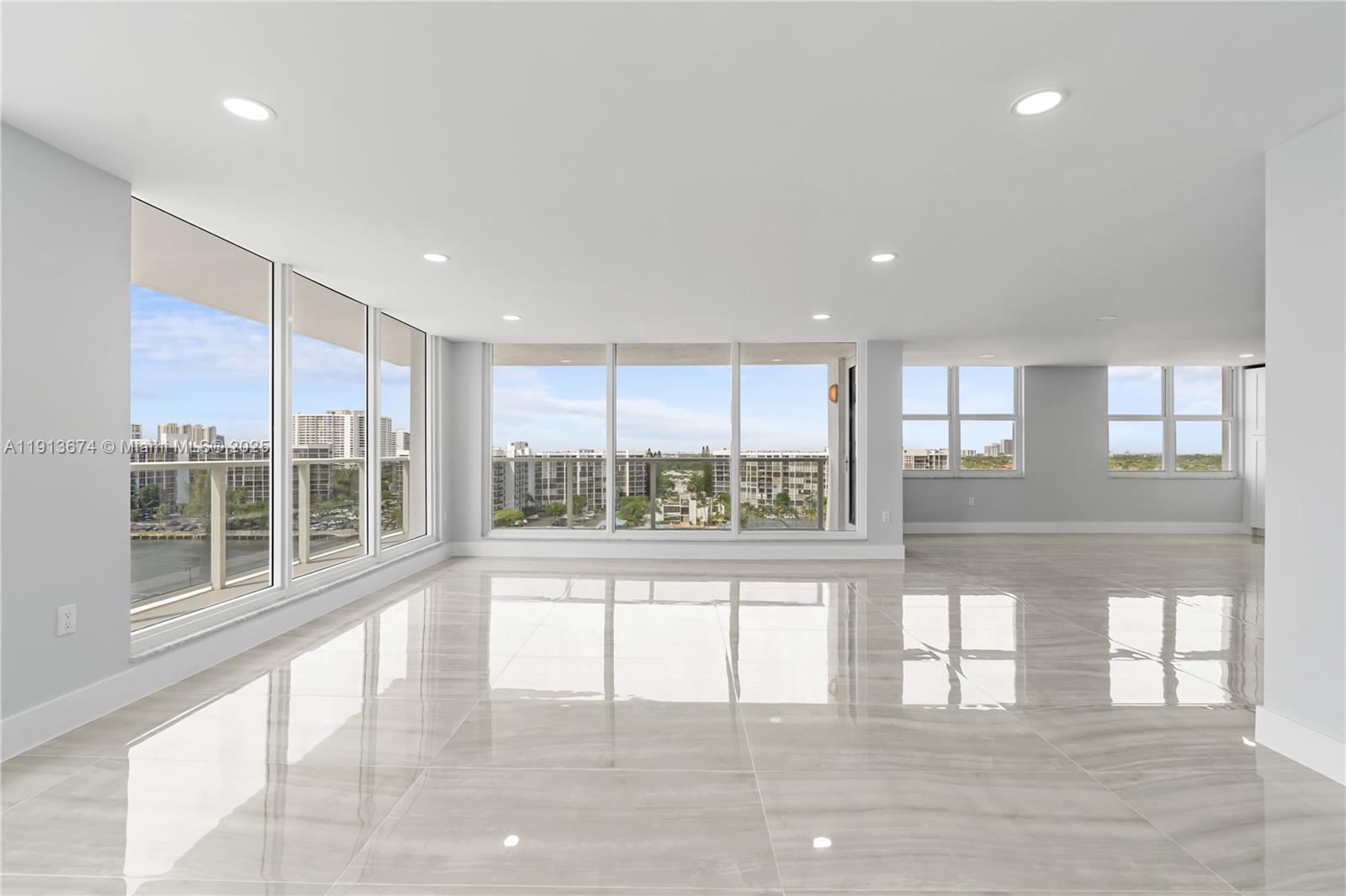 Photo of 2751 Ocean Dr  #1008N, Hollywood, Florida, 33019 - 