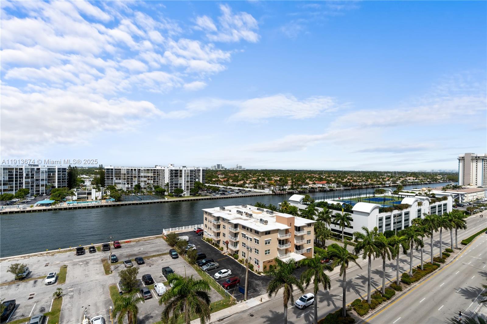 Photo of 2751 Ocean Dr  #1008N, Hollywood, Florida, 33019 - 