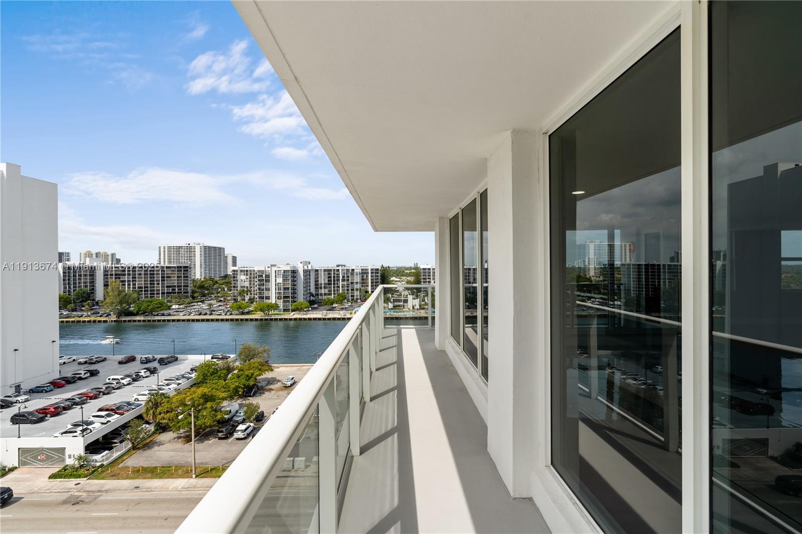 Photo of 2751 Ocean Dr  #1008N, Hollywood, Florida, 33019 - 