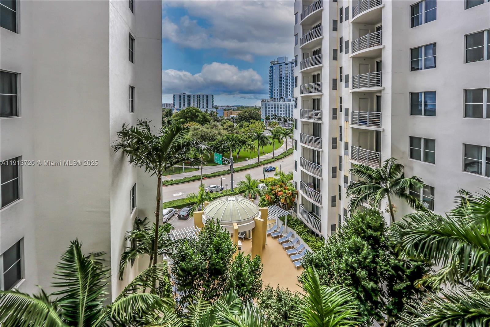 Photo of 1830 Radius Dr  #718, Hollywood, Florida, 33020 - 