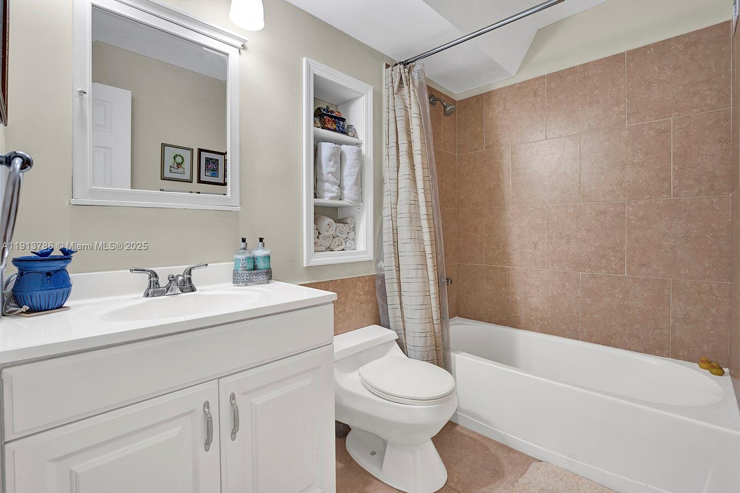 Photo of 1500 Ocean DR #9J, Hollywood, Florida, 33019 -