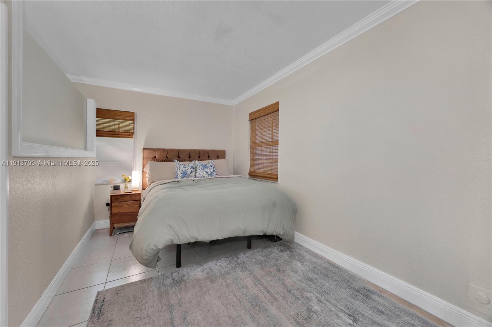 See details / 2030 sq. ft. $ 2025-11-13 0 Photo