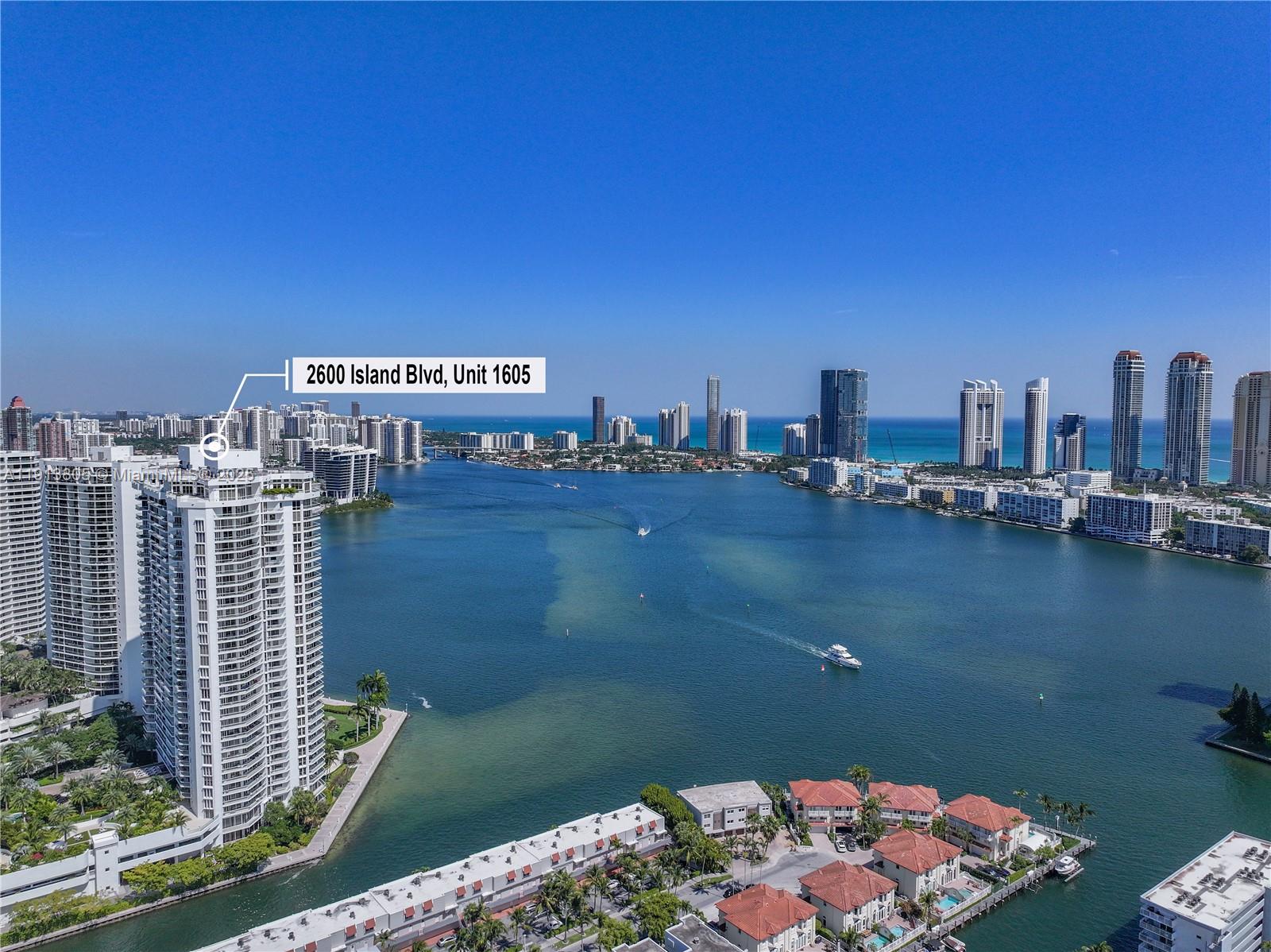 Ver detalles 1605 4 / 5 3340 sq. ft. $ 2025-11-13 0 foto