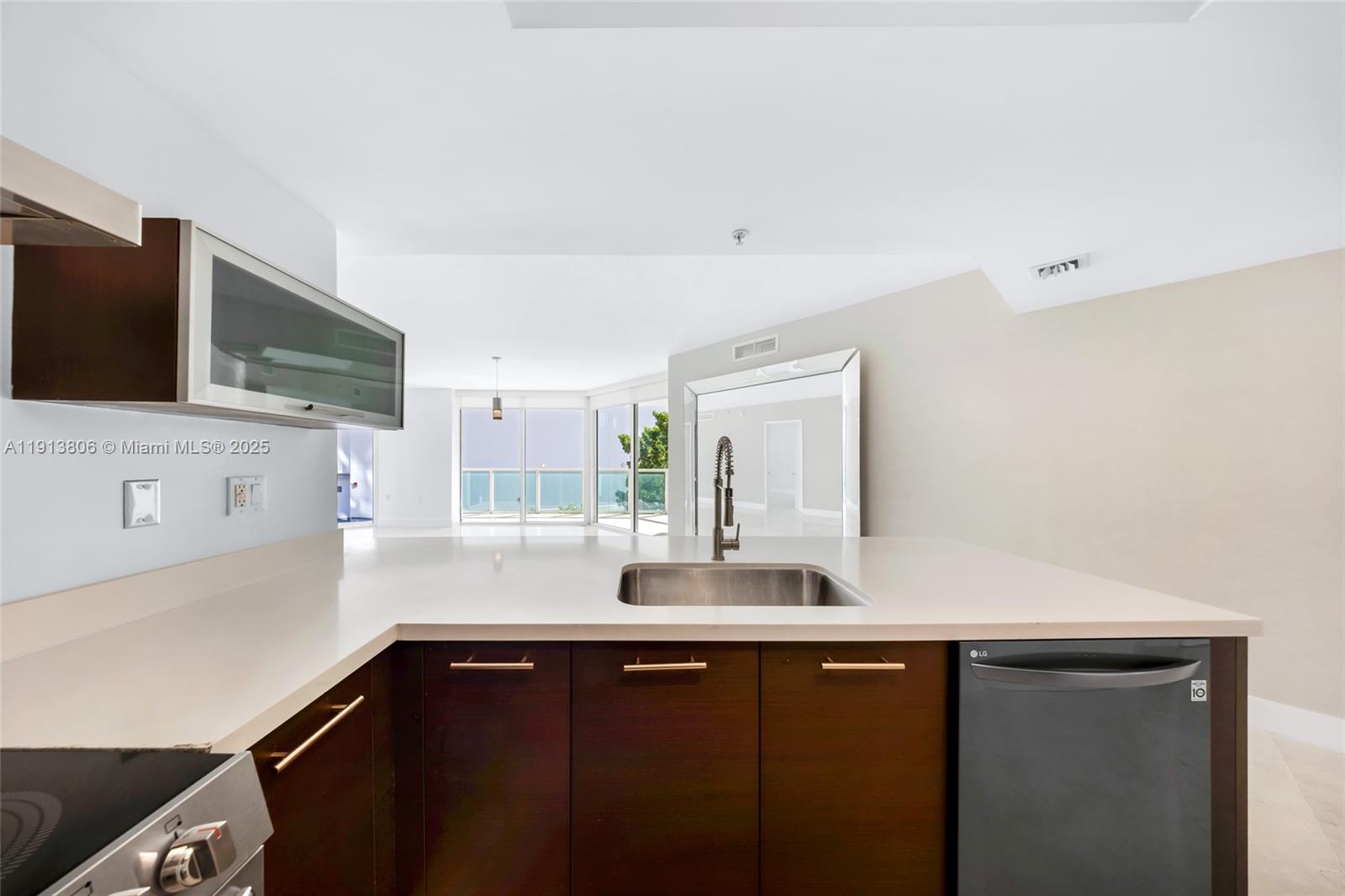 Photo of 150 Sunny Isles Blvd  #601, Sunny Isles Beach, Florida, 33160 - 