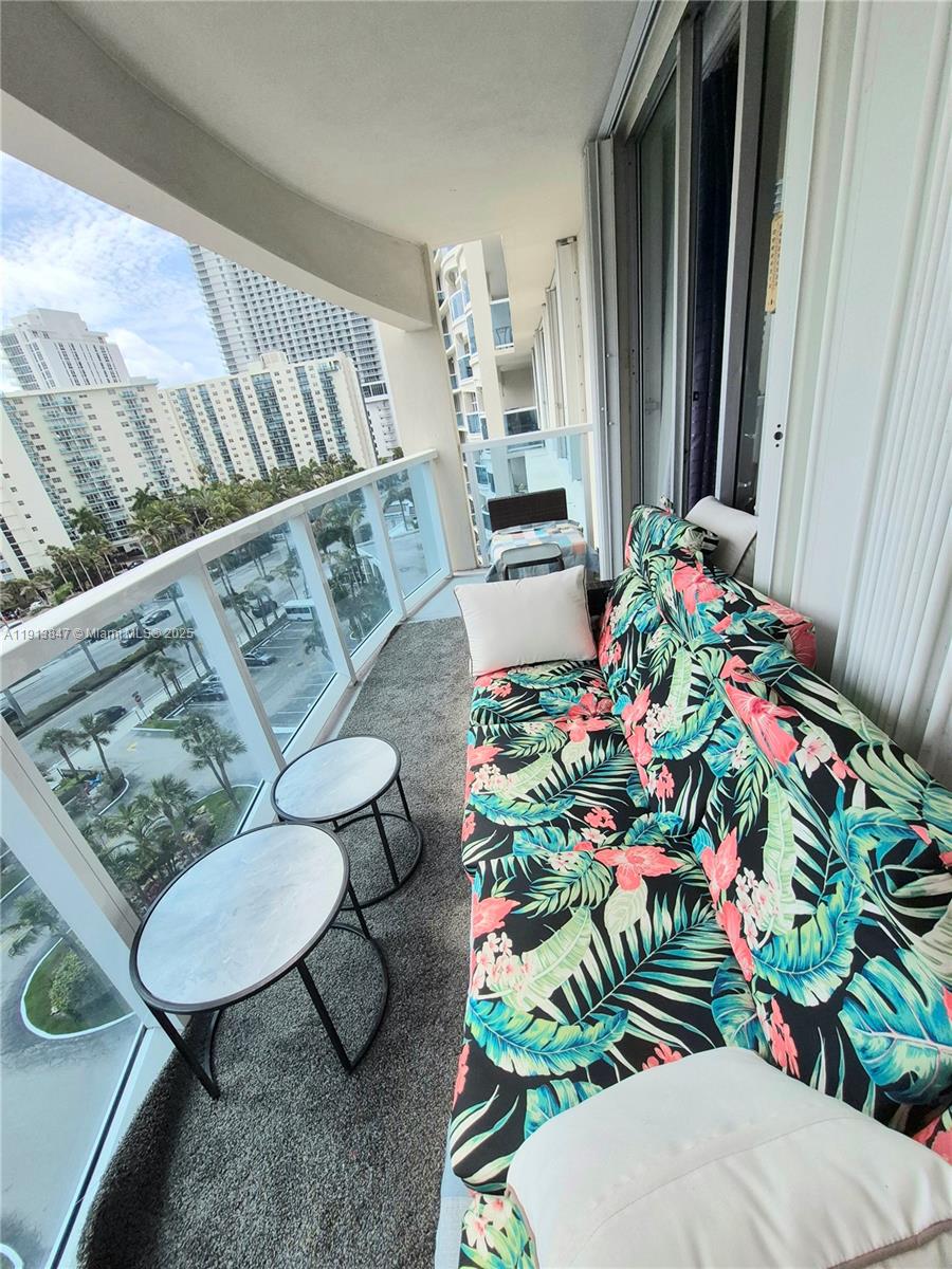 Photo of 3800 Ocean Dr  #818, Hollywood, Florida, 33019 - 