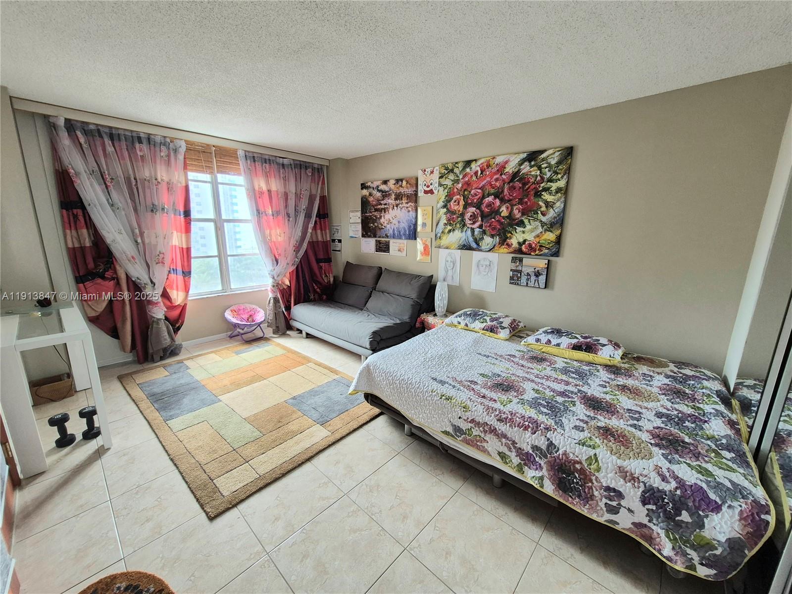 Photo of 3800 Ocean Dr  #818, Hollywood, Florida, 33019 - 