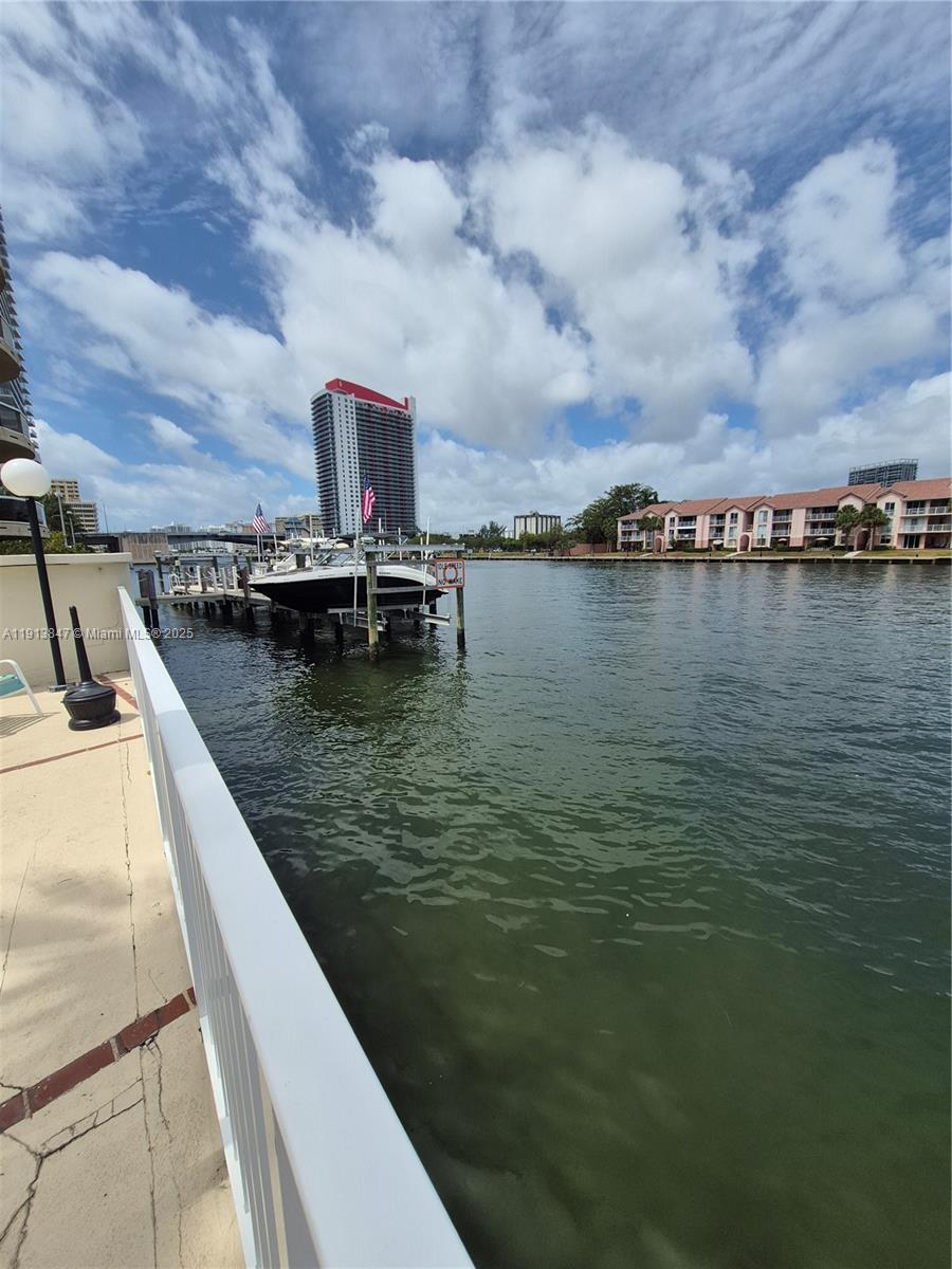 Photo of 3800 Ocean Dr  #818, Hollywood, Florida, 33019 - 