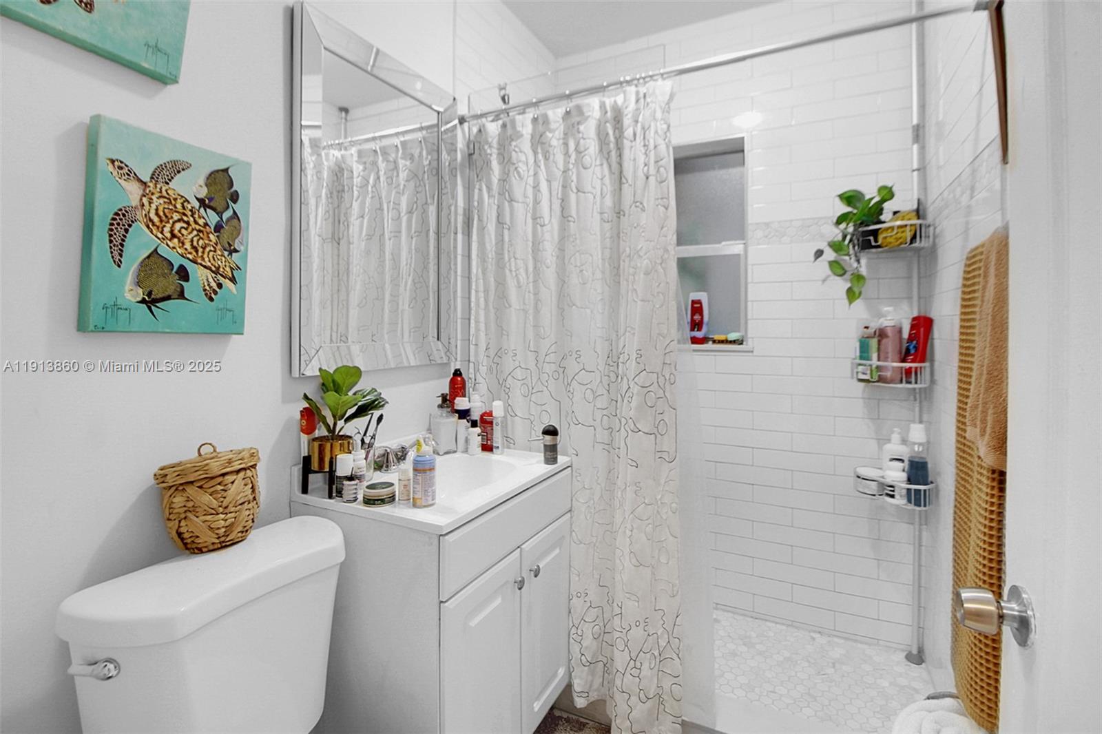 See details / 1716 sq. ft. $ 2025-11-13 0 Photo