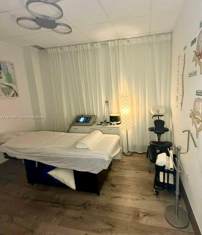   /   sq. ft. $ 2025-11-13 0 Photo