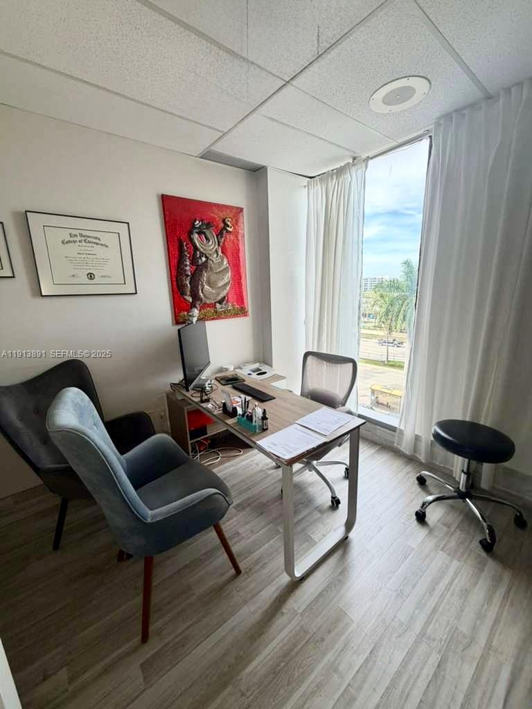   /   sq. ft. $ 2025-11-13 0 Photo