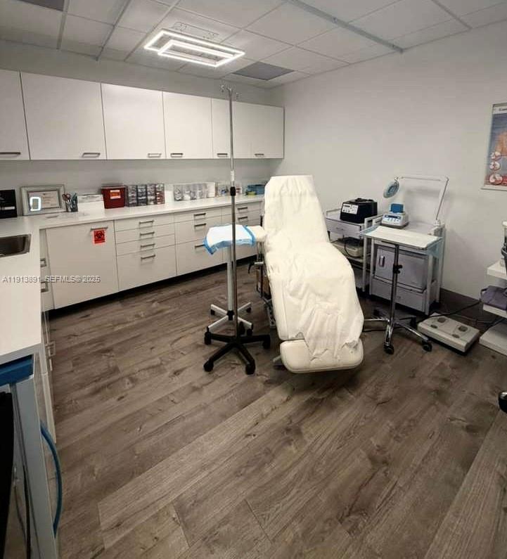   /   sq. ft. $ 2025-11-13 0 Photo