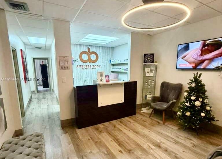   /   sq. ft. $ 2025-11-13 0 Photo