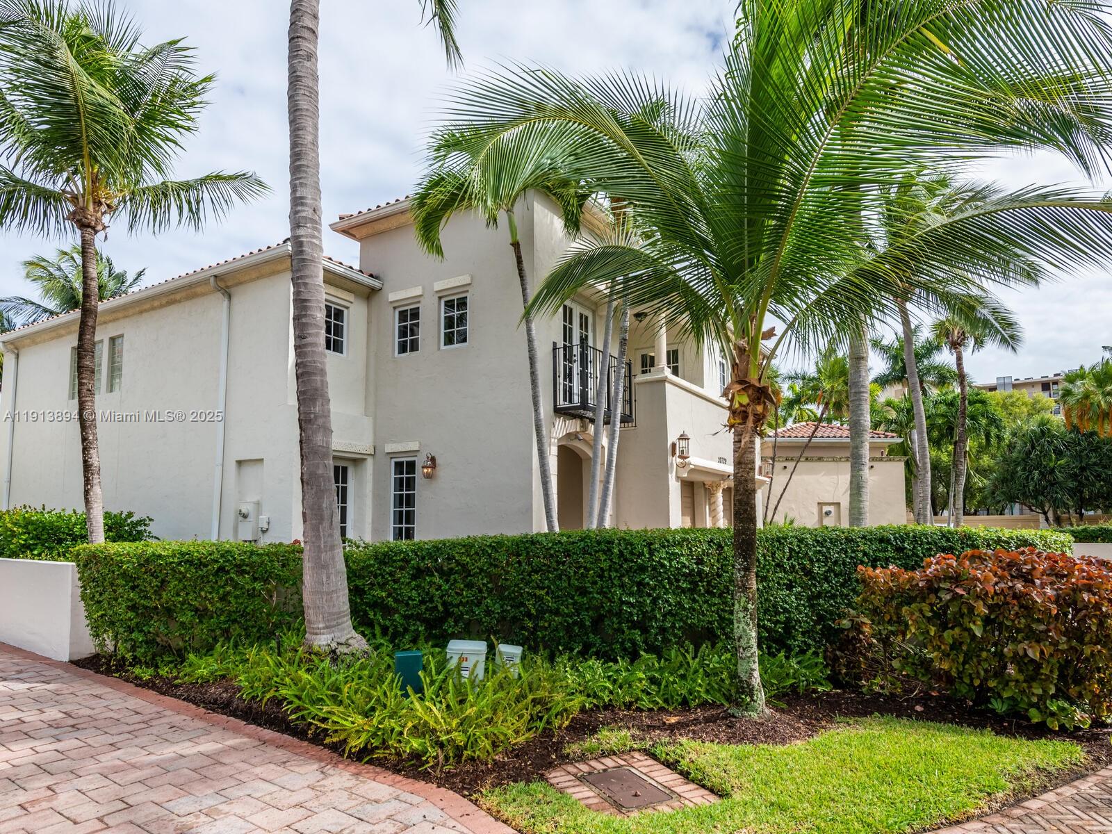 Photo of 20729 32nd Ave  (20729), Aventura, Florida, 33180 - 