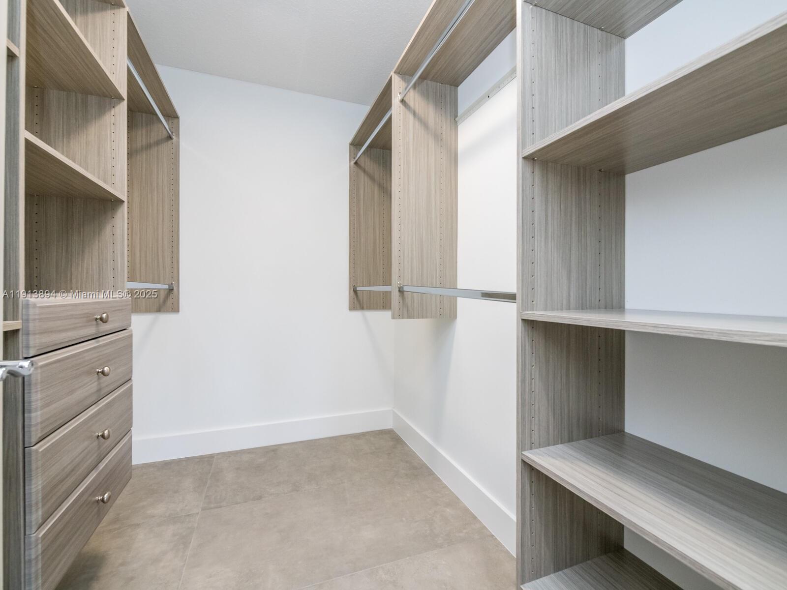 Photo of 20729 32nd Ave  (20729), Aventura, Florida, 33180 - 