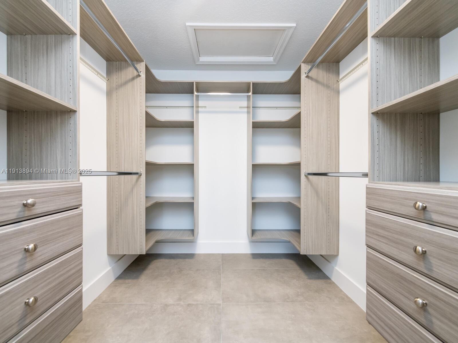 Photo of 20729 32nd Ave  (20729), Aventura, Florida, 33180 - 