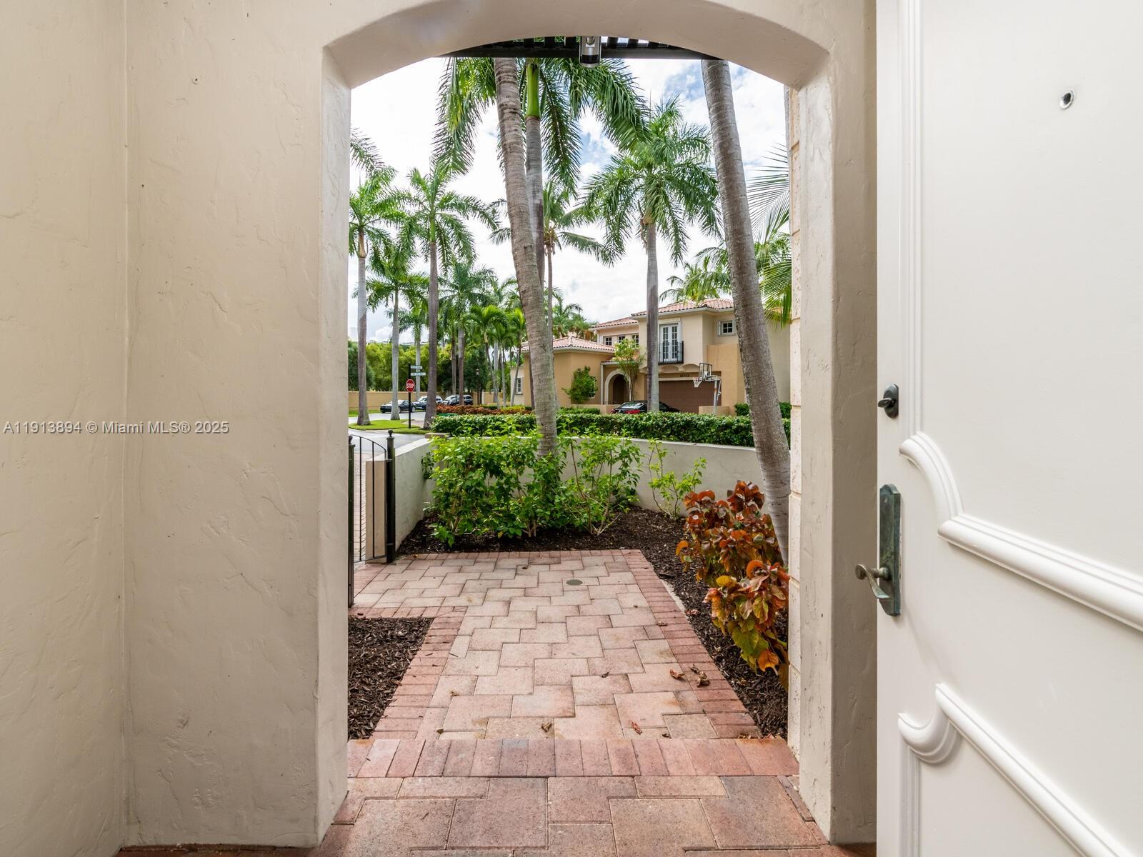 Photo of 20729 32nd Ave  (20729), Aventura, Florida, 33180 - 