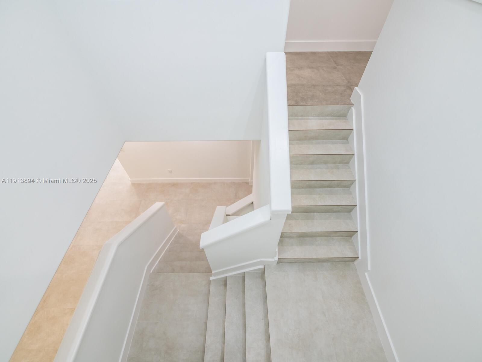 Photo of 20729 32nd Ave  (20729), Aventura, Florida, 33180 - 