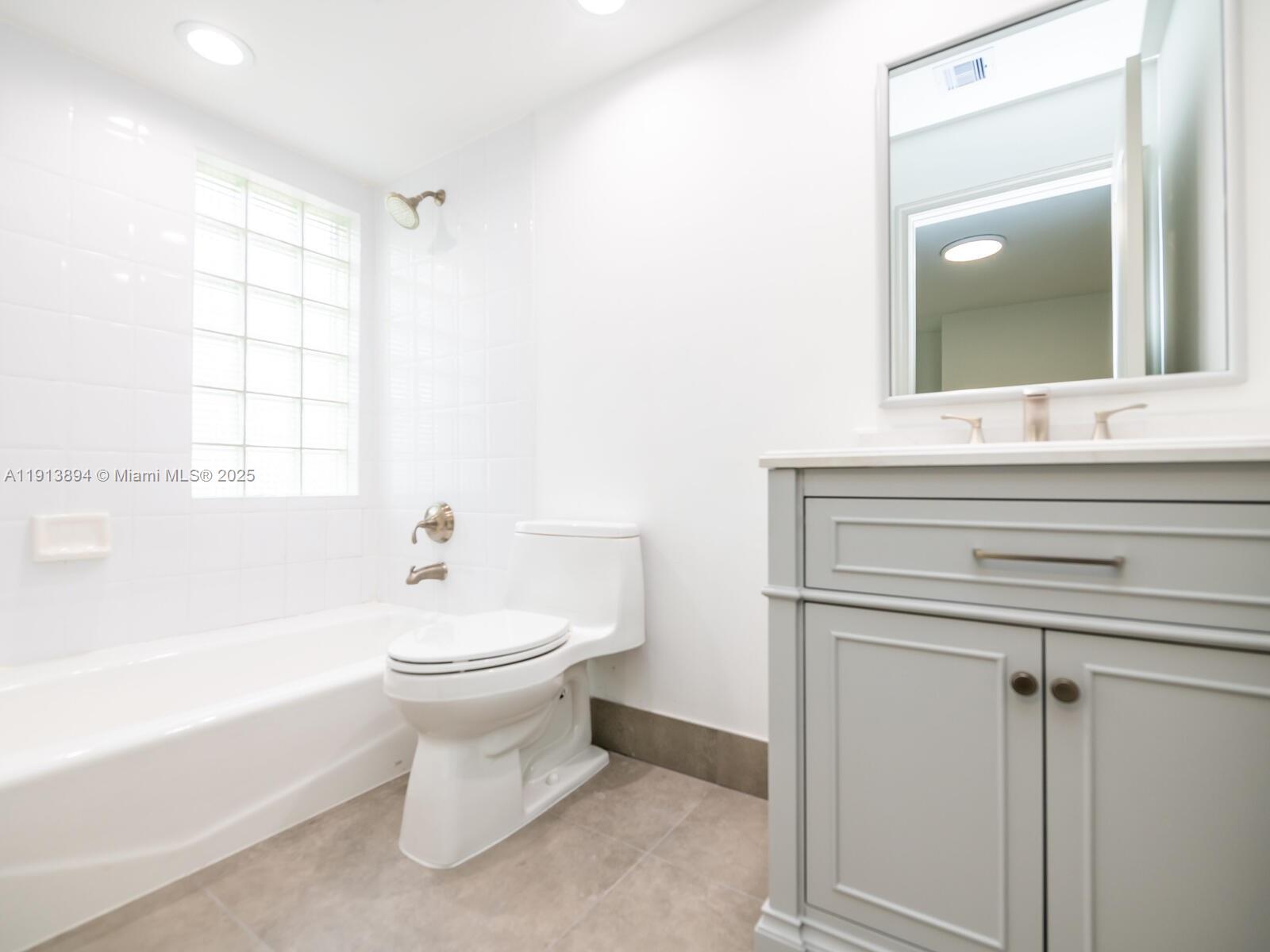 Photo of 20729 32nd Ave  (20729), Aventura, Florida, 33180 - 