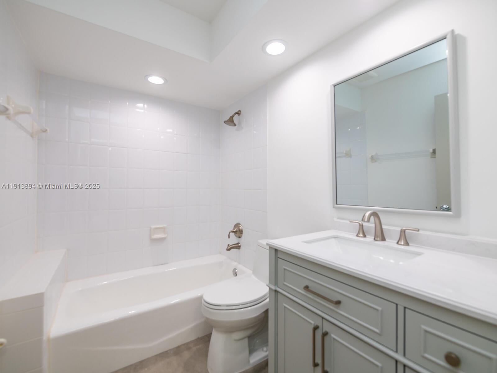 Photo of 20729 32nd Ave  (20729), Aventura, Florida, 33180 - 