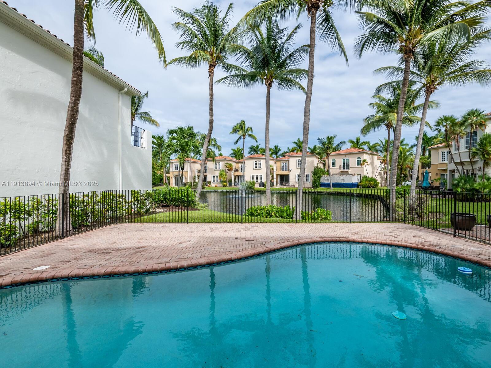 Photo of 20729 32nd Ave  (20729), Aventura, Florida, 33180 - 