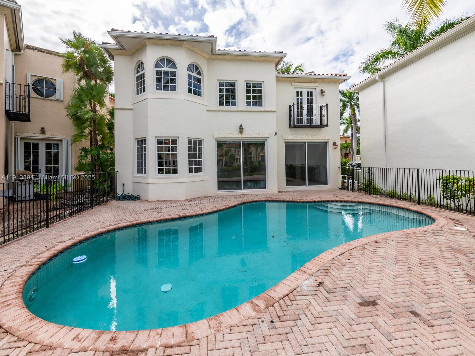 Photo of 20729 32nd Ave  (20729), Aventura, Florida, 33180 - 