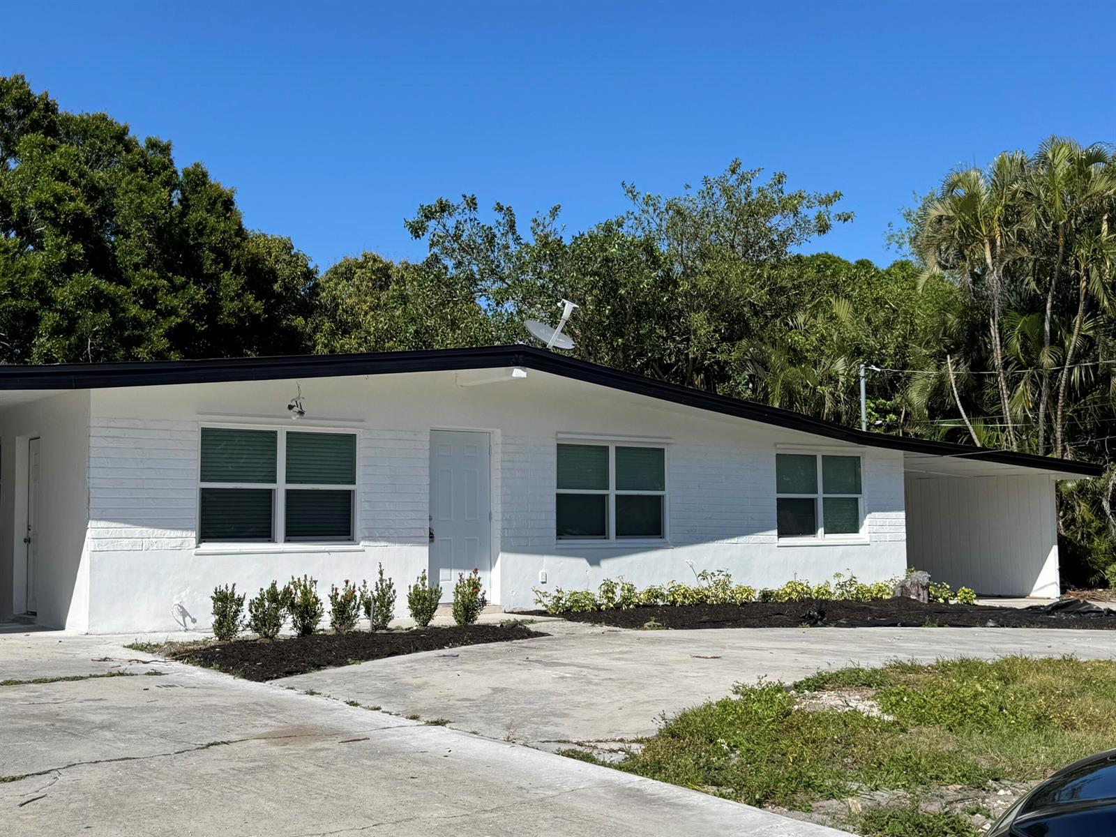 A  / 4 3384 sq. ft. $ 2026-06-21 0 foto