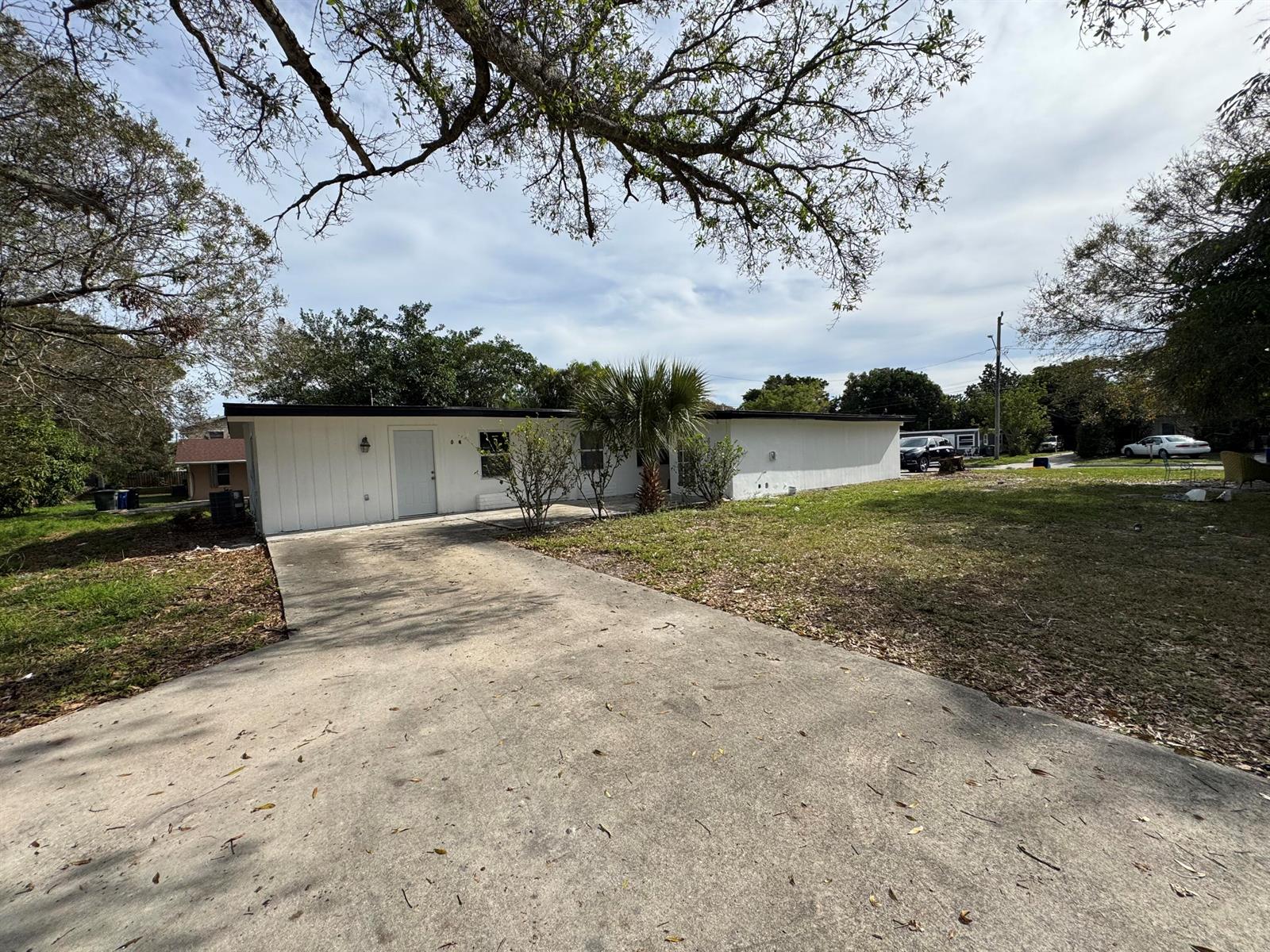 A  / 4 3384 sq. ft. $ 2026-06-21 0 foto