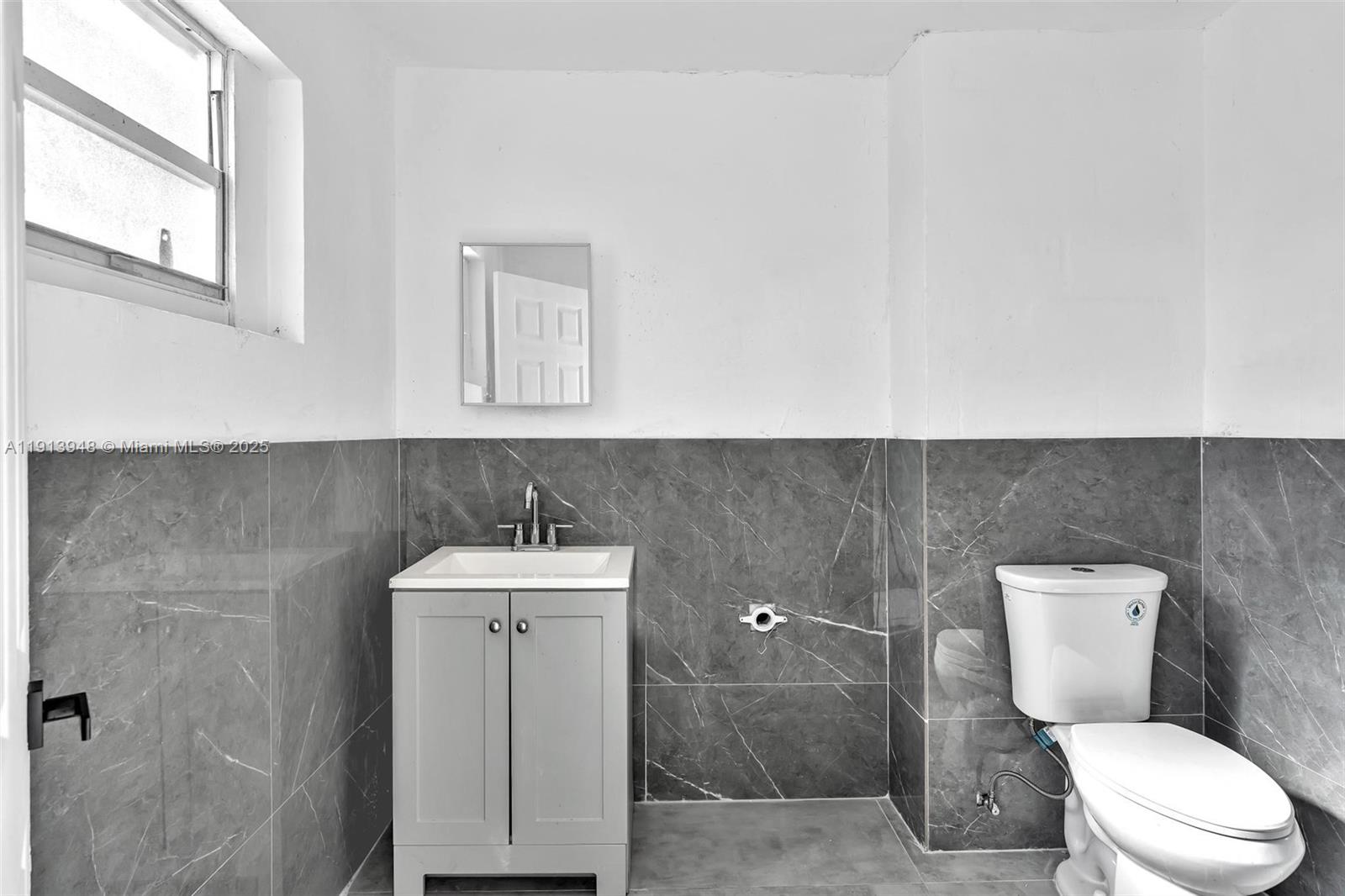 Ver detalles / sq. ft. $ 2025-11-13 0 foto