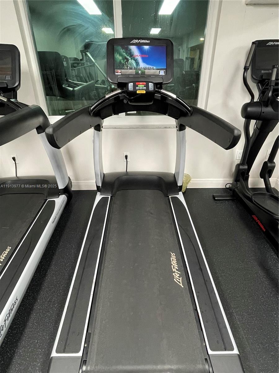 704 3 / 2 1100 sq. ft. $ 2025-11-13 0 Photo