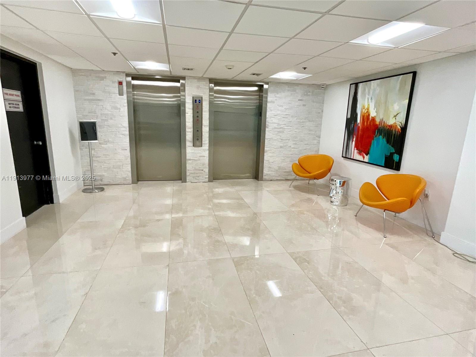 704 3 / 2 1100 sq. ft. $ 2025-11-13 0 Photo