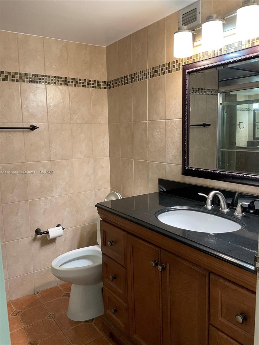 Photo of 2049 Ocean Dr #904, Hallandale Beach, Florida, 33009 -