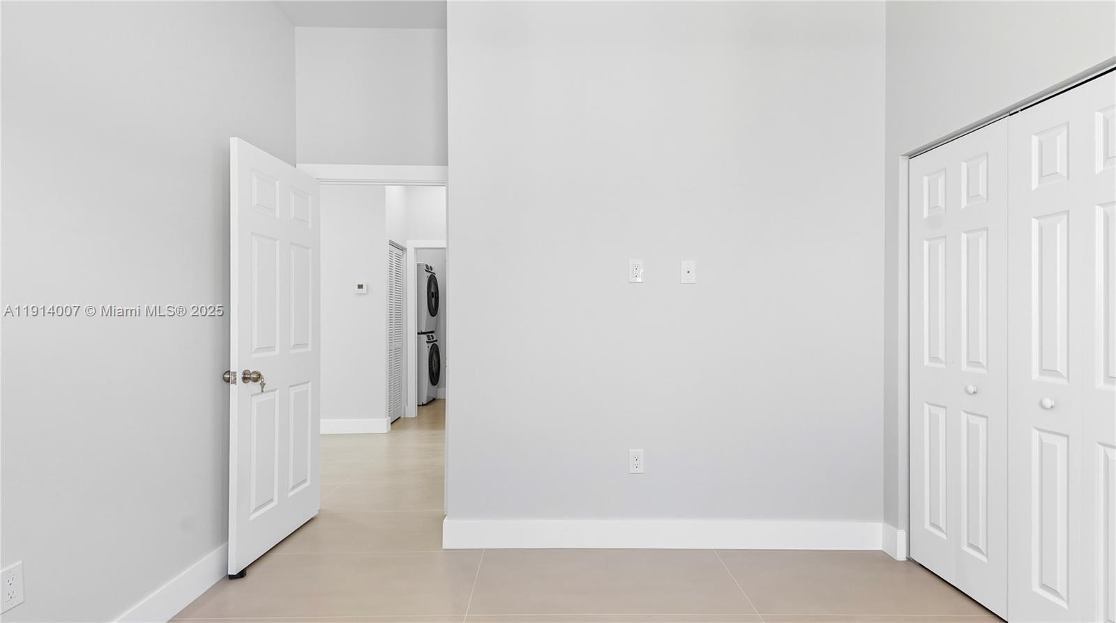   /  3166 sq. ft. $ 2025-11-14 0 Photo