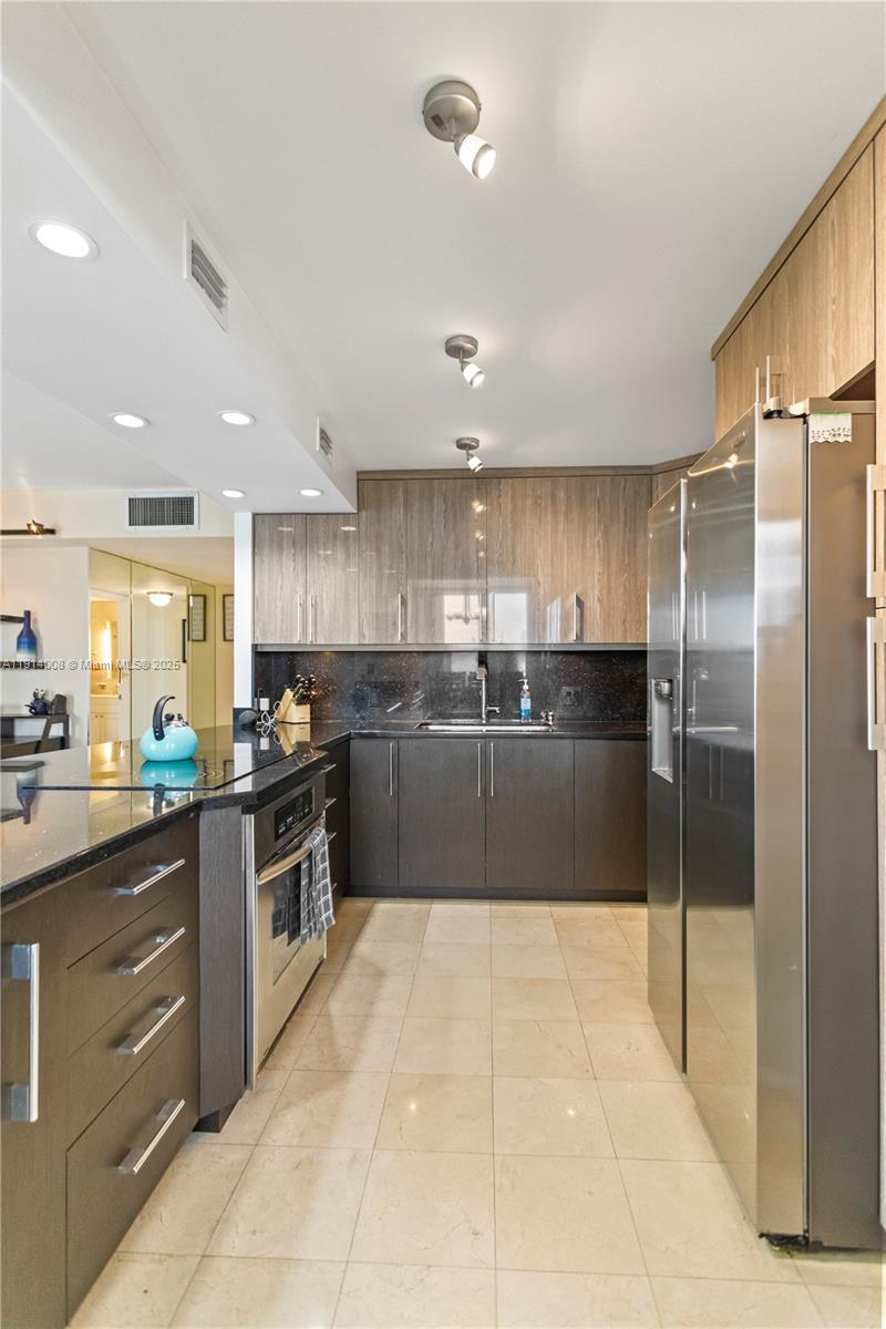 Photo of 3800 Ocean Dr  #505, Hollywood, Florida, 33019 - 