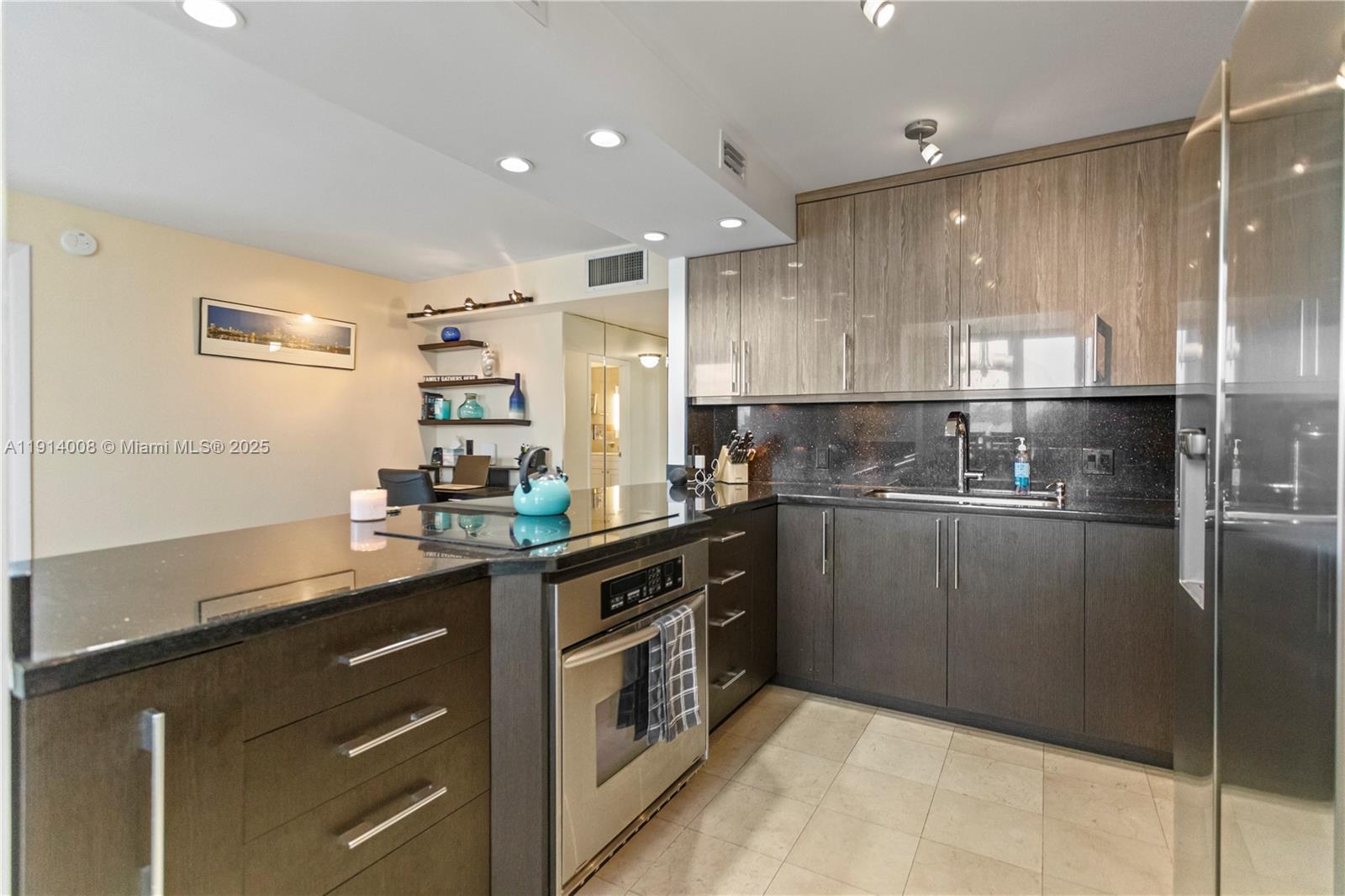 Photo of 3800 Ocean Dr  #505, Hollywood, Florida, 33019 - 