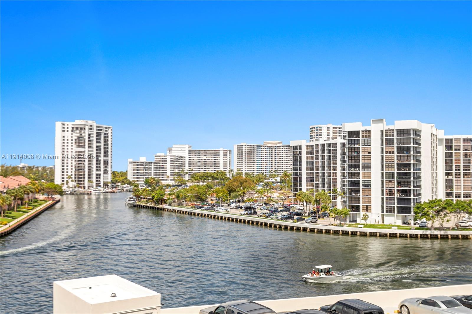 Photo of 3800 Ocean Dr  #505, Hollywood, Florida, 33019 - 