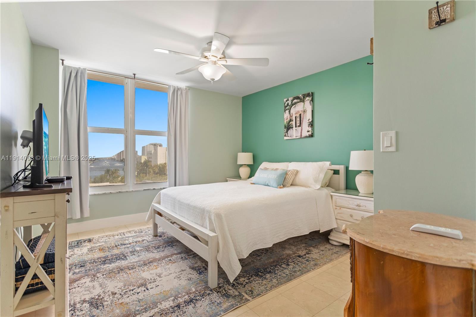 Photo of 3800 Ocean Dr  #505, Hollywood, Florida, 33019 - 