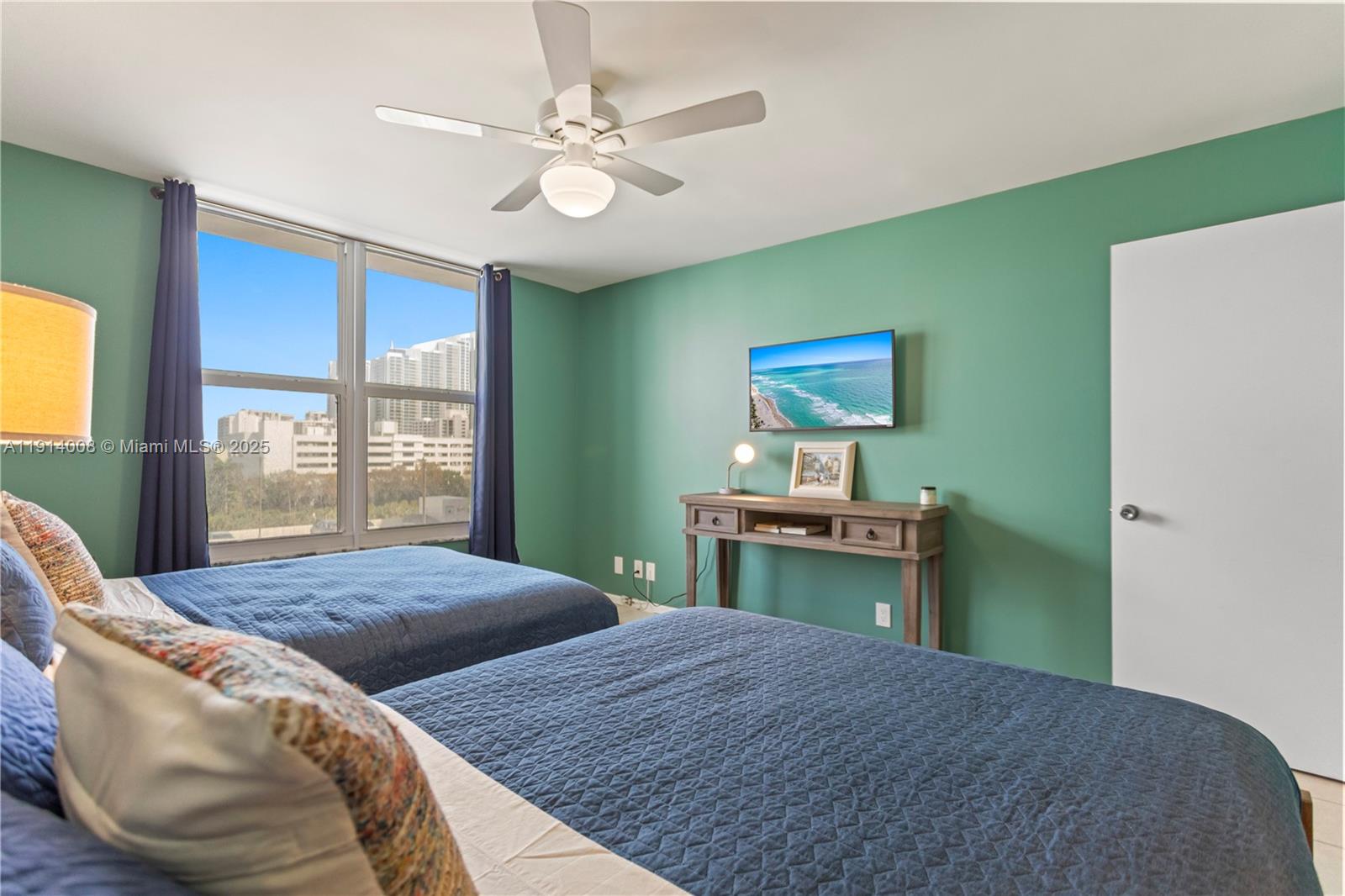 Photo of 3800 Ocean Dr  #505, Hollywood, Florida, 33019 - 