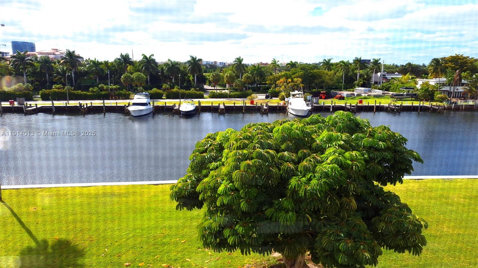 Photo of 601 Three Islands Blvd #404, Hallandale Beach, Florida, 33009 -