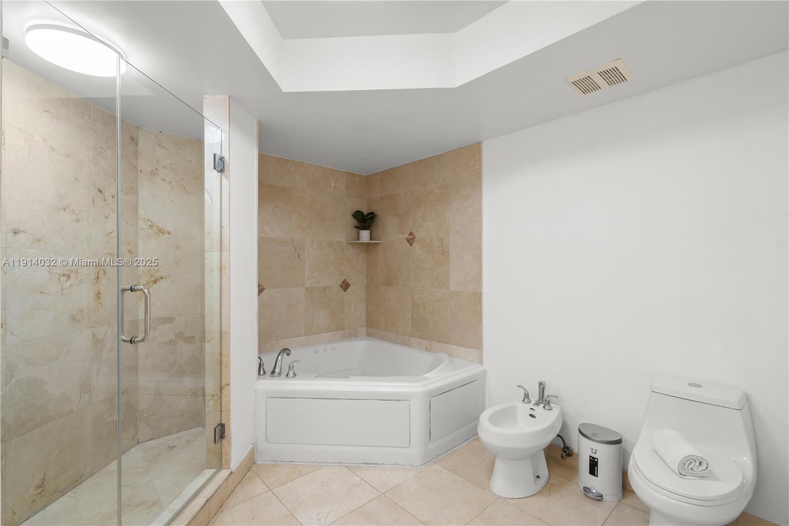 Photo of 17555 Atlantic Blvd  #602, Sunny Isles Beach, Florida, 33160 - 