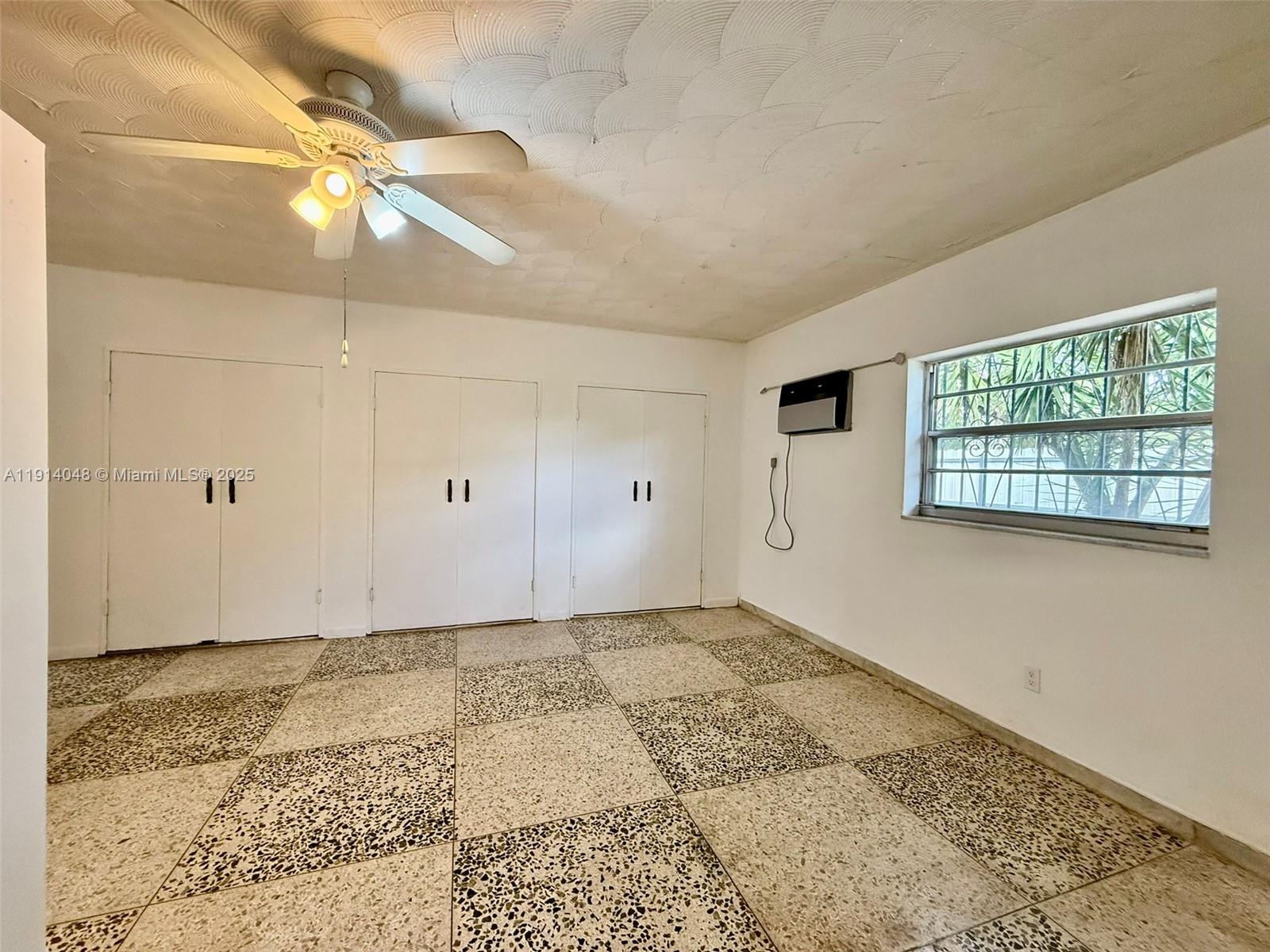 Подробнее / 1966 кв.футов $ 2025-11-14 0 Фото