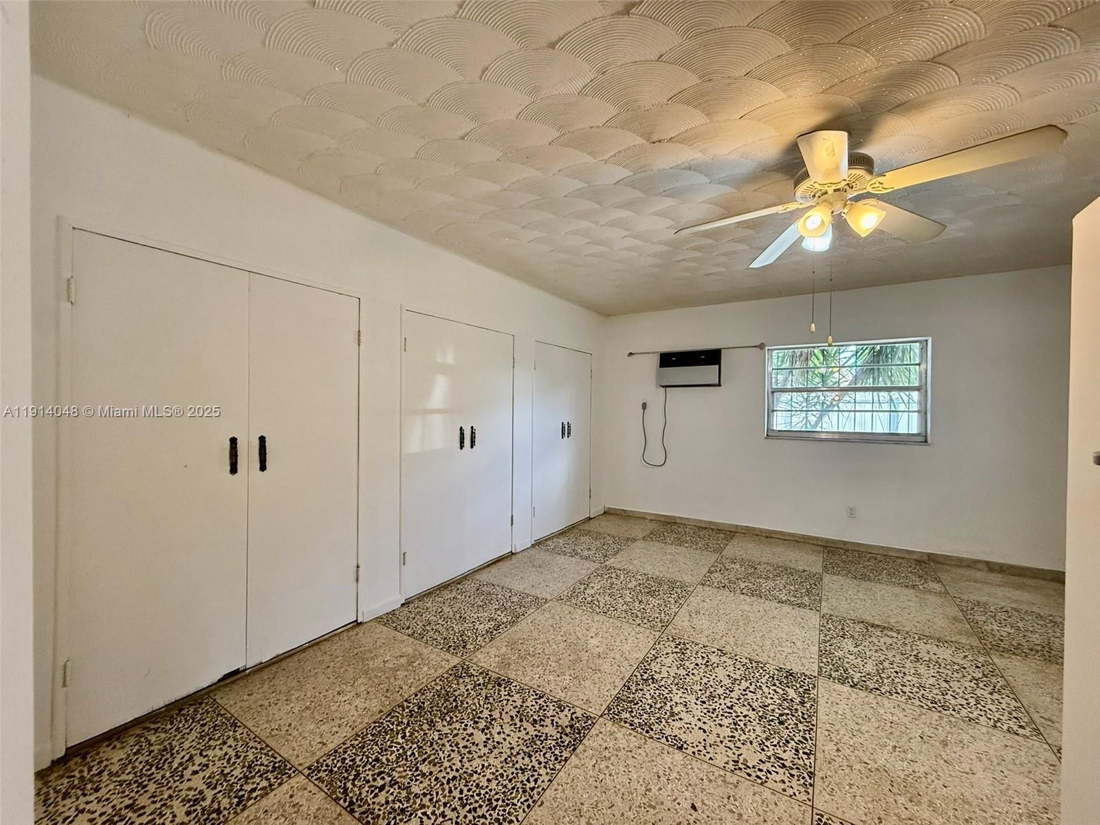 Подробнее / 1966 кв.футов $ 2025-11-14 0 Фото