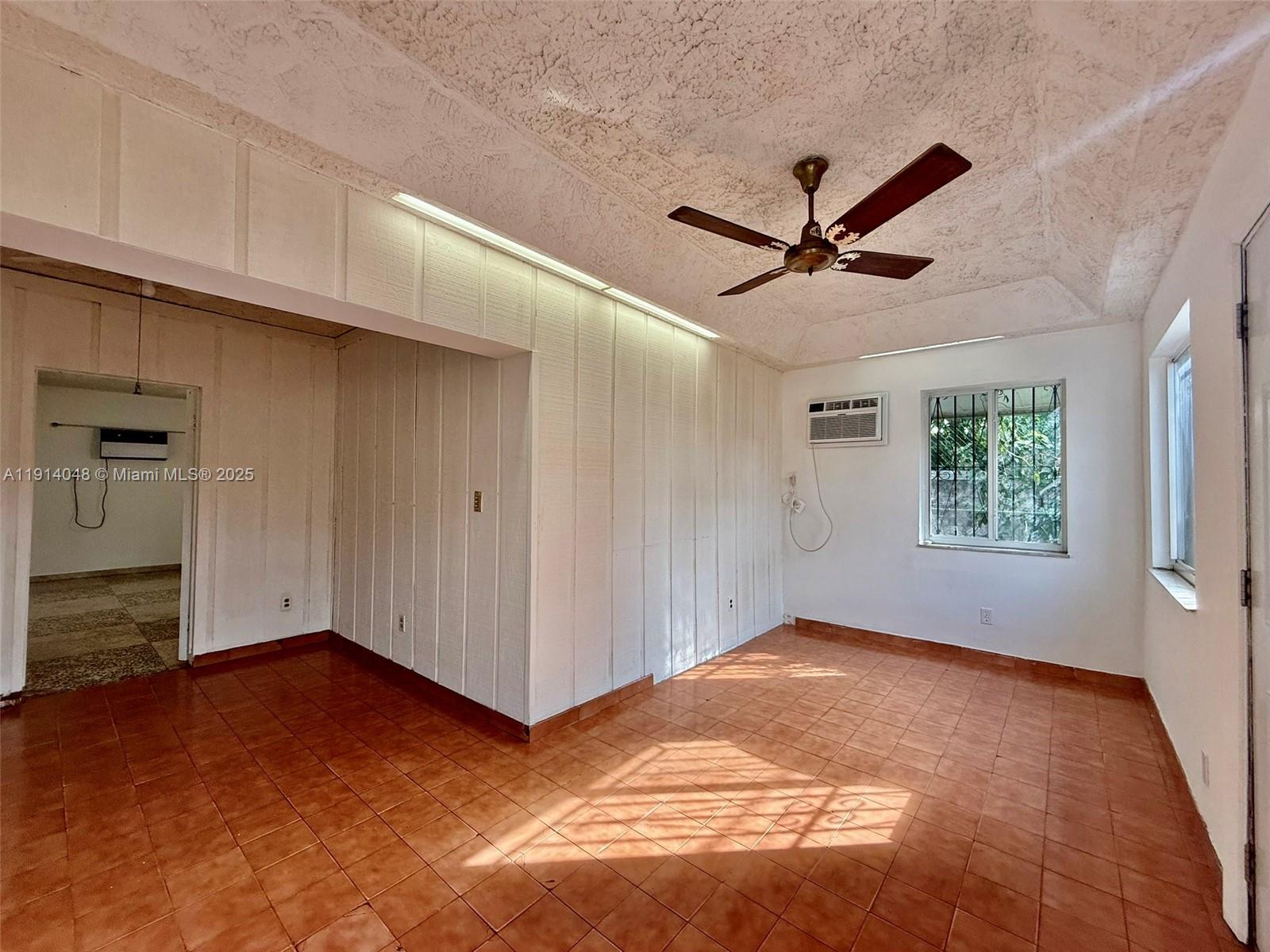 Подробнее / 1966 кв.футов $ 2025-11-14 0 Фото