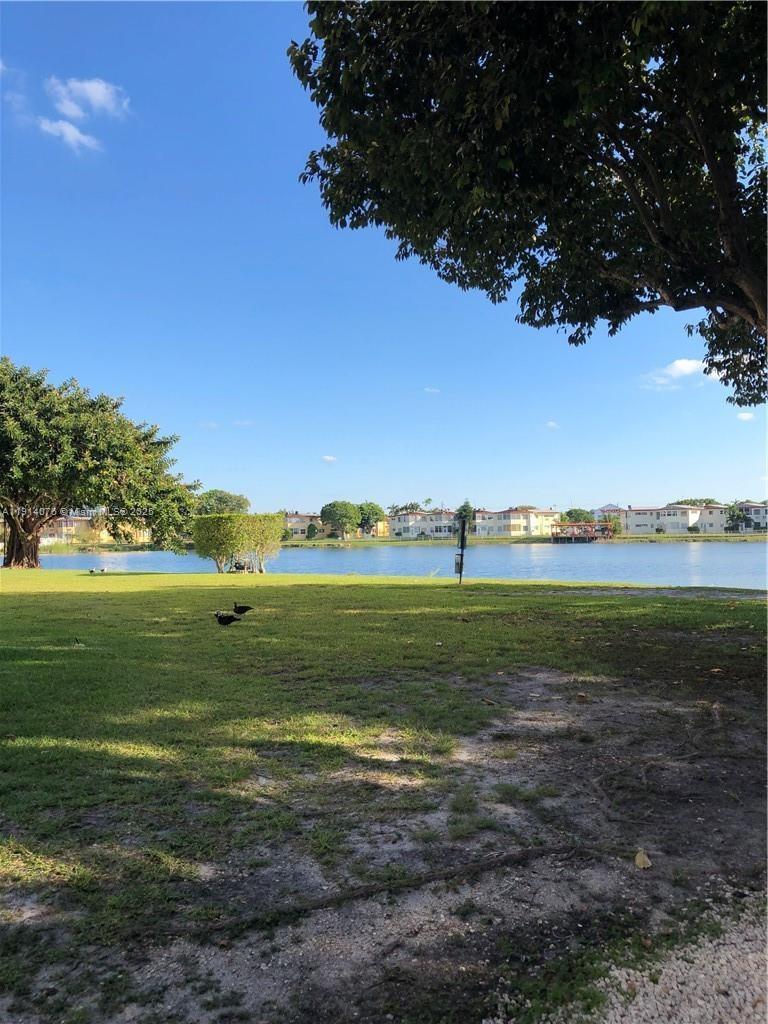 403-1 2 / 2 1317 sq. ft. $ 2025-11-14 0 Photo