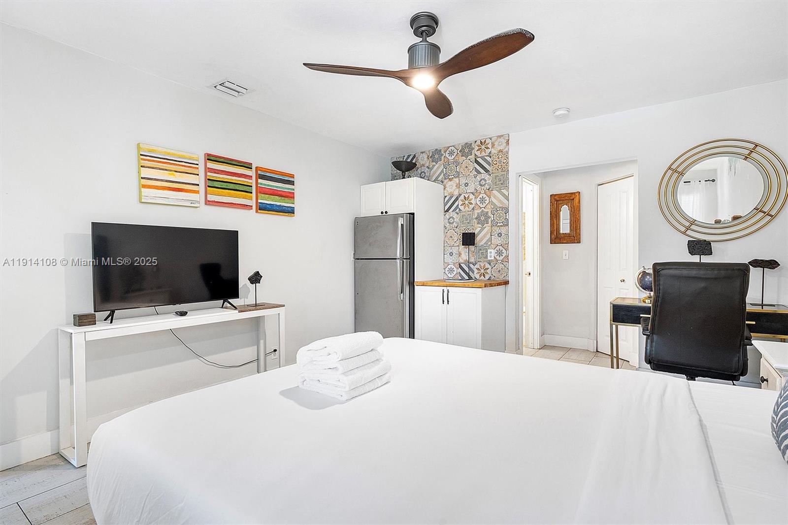 See details / 1752 sq. ft. $ 2025-11-14 0 Photo