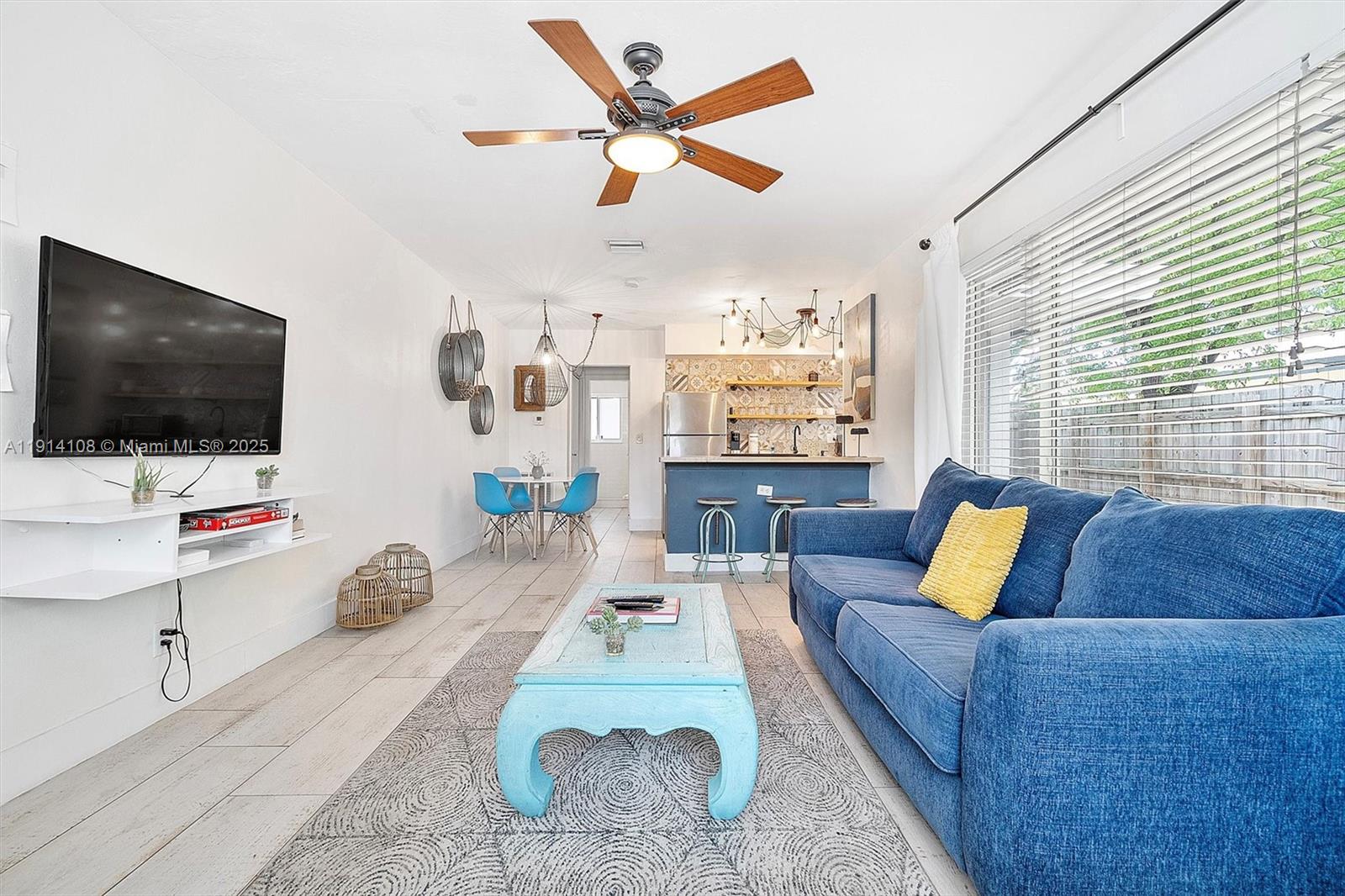 See details / 1752 sq. ft. $ 2025-11-14 0 Photo