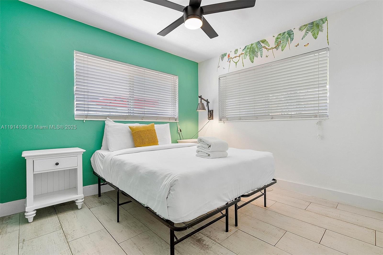 See details / 1752 sq. ft. $ 2025-11-14 0 Photo