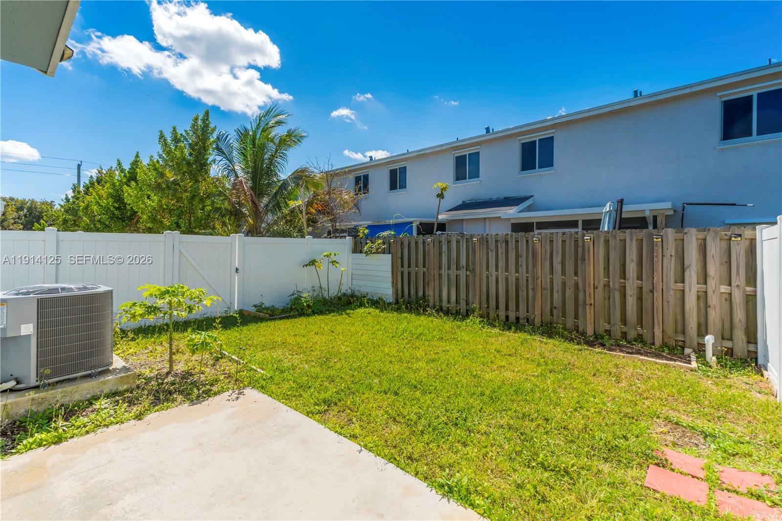 Подробнее 436 3 / 3 1715 кв.футов $ 2026-02-18 0 Фото