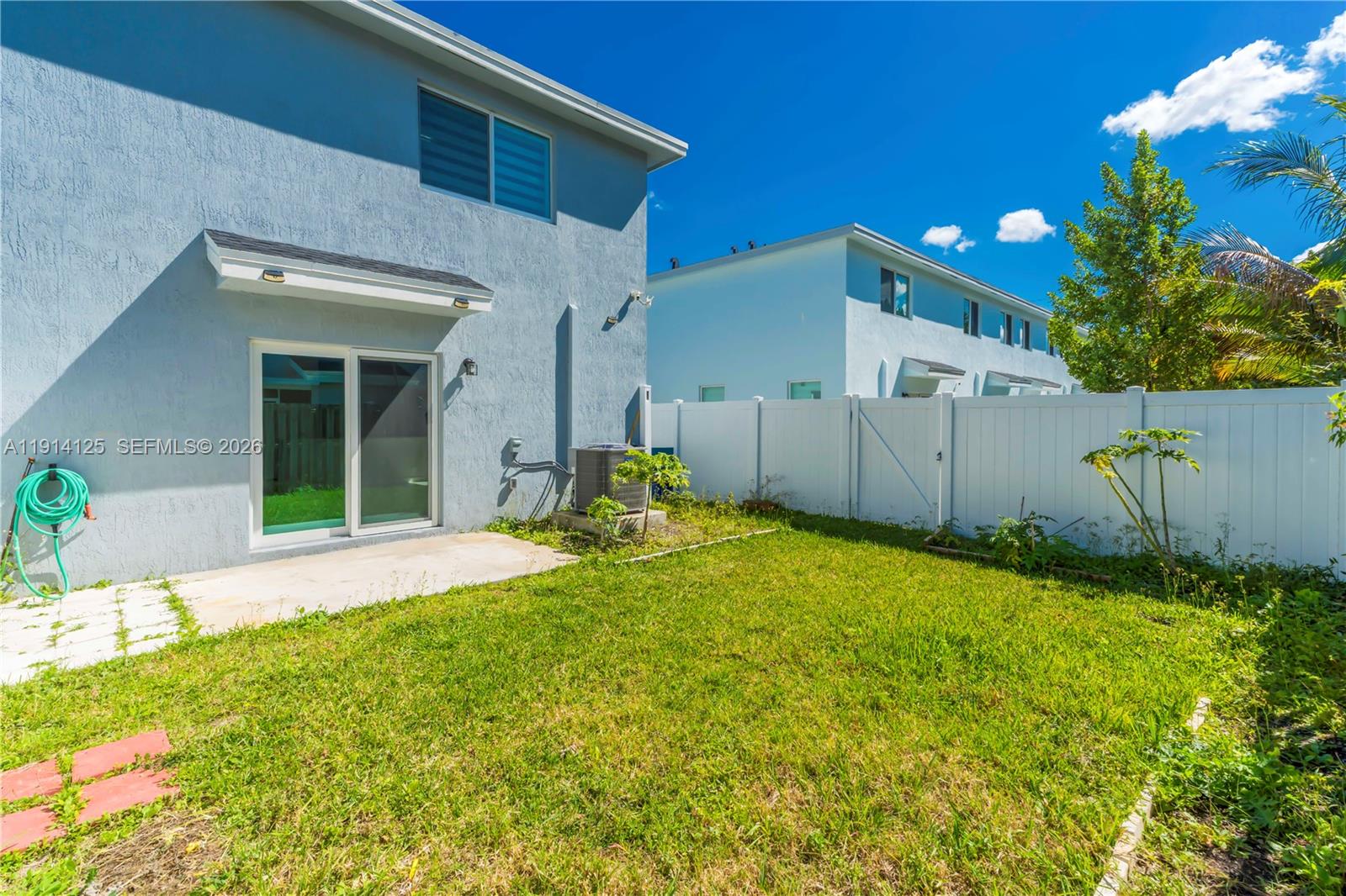 Подробнее 436 3 / 3 1715 кв.футов $ 2026-02-18 0 Фото