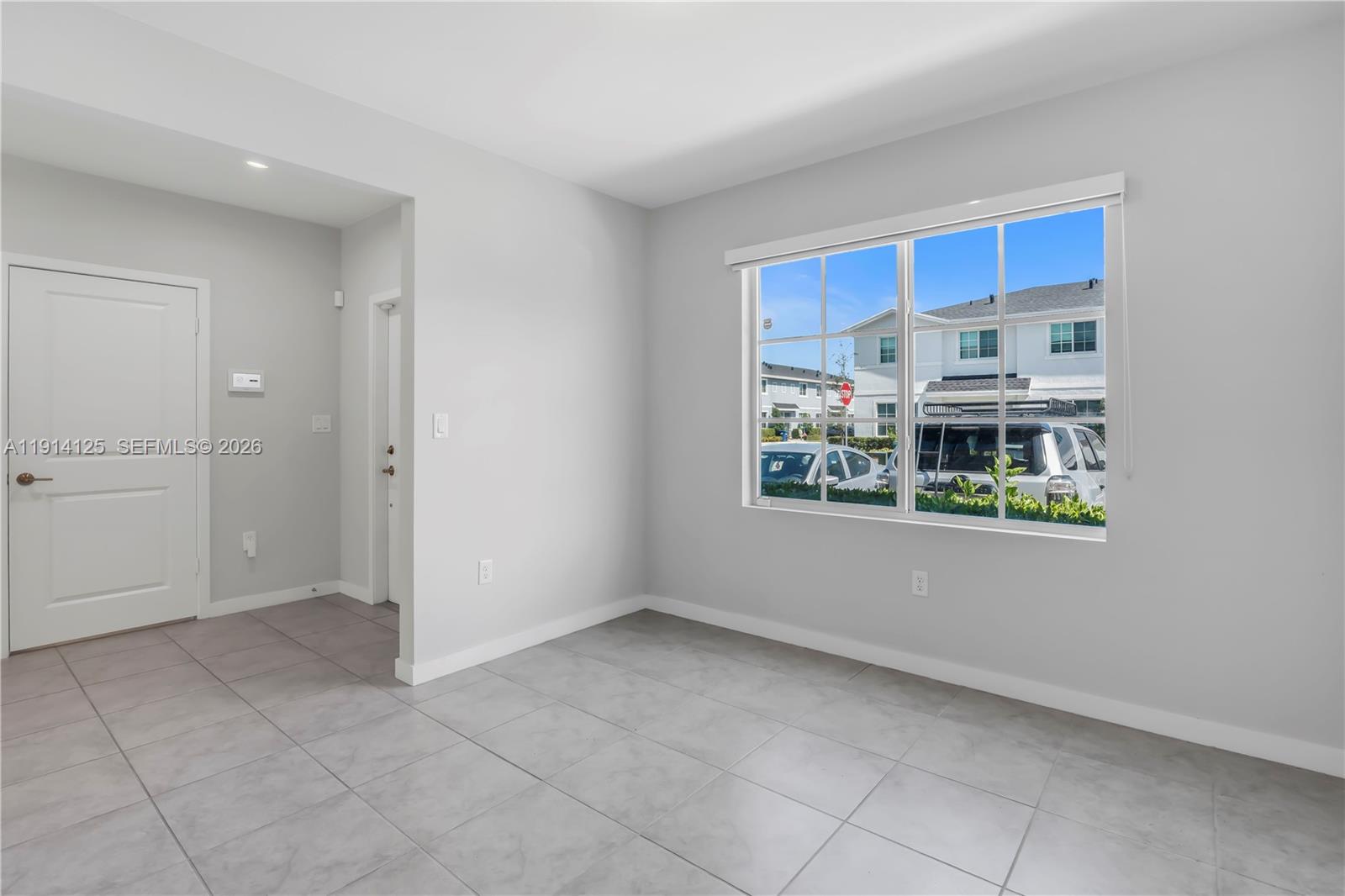 Подробнее 436 3 / 3 1715 кв.футов $ 2026-02-18 0 Фото